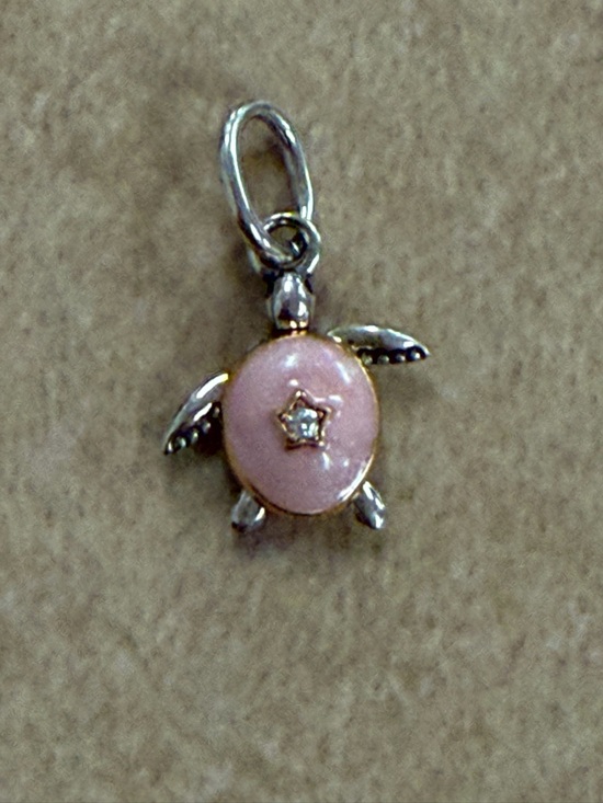 Pandora Jewelry - 2026 Pink Sea Turtle Lab-grown Diamond Dangle Charm new no box